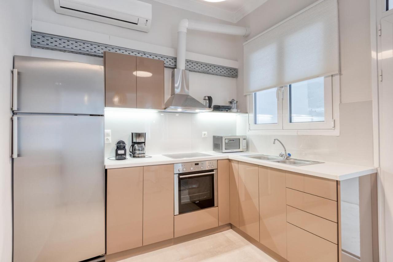 Modern 2-Bedroom Apt, 200M From The Acropolis Athen Exterior foto
