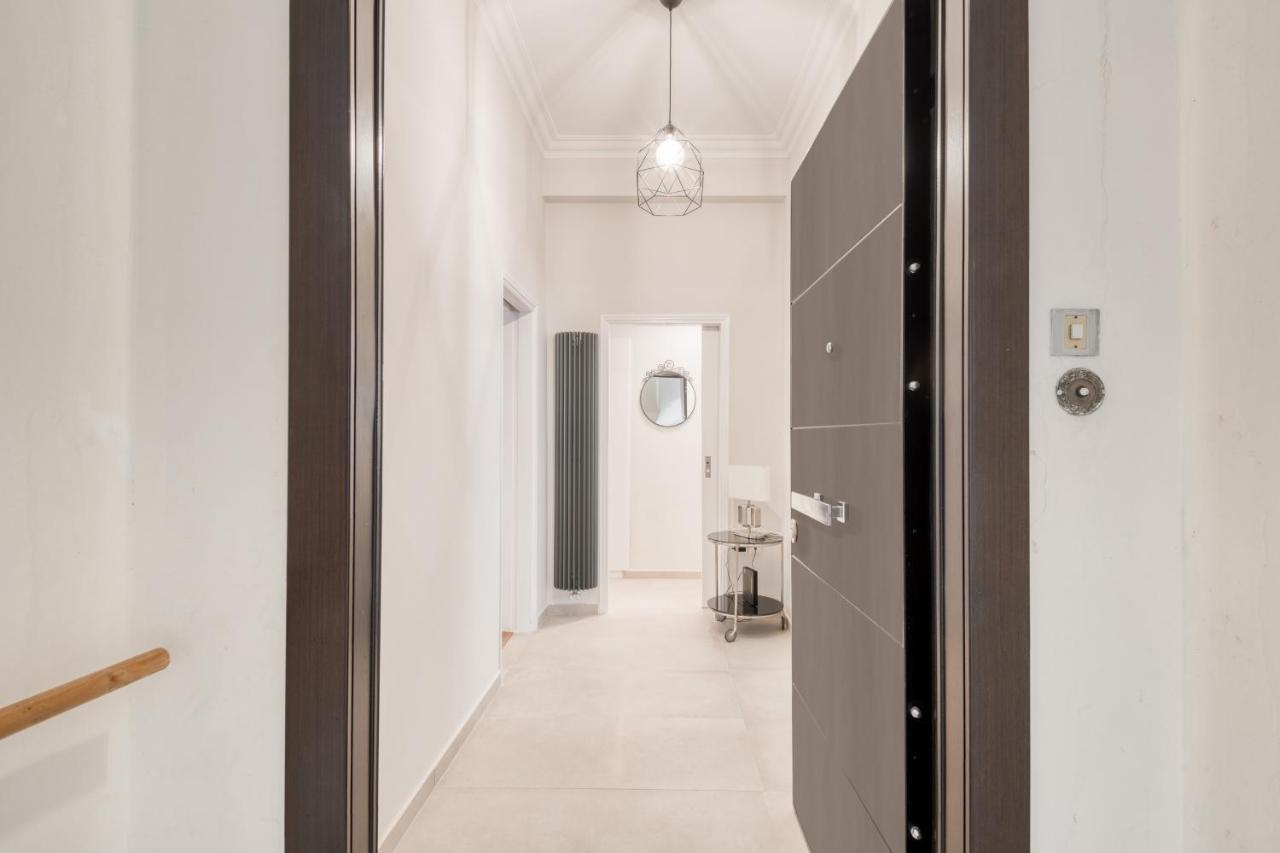 Modern 2-Bedroom Apt, 200M From The Acropolis Athen Exterior foto